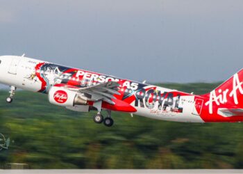 AirAsia Persona 5 Royal Airbus A320