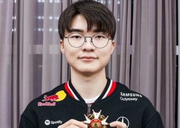 T1 Faker Cheongnyong Medal